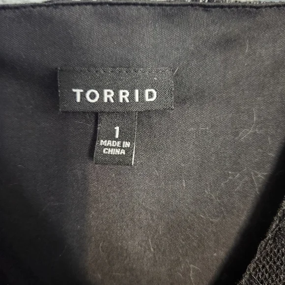 Torrid Black Lace Maxi Dress - Picture 3 of 4